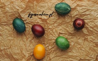 farbowanie jajek wielkanocnych